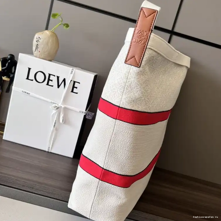 Fashionrepsfam ru 2210YA0047 Loewe Bag 0809